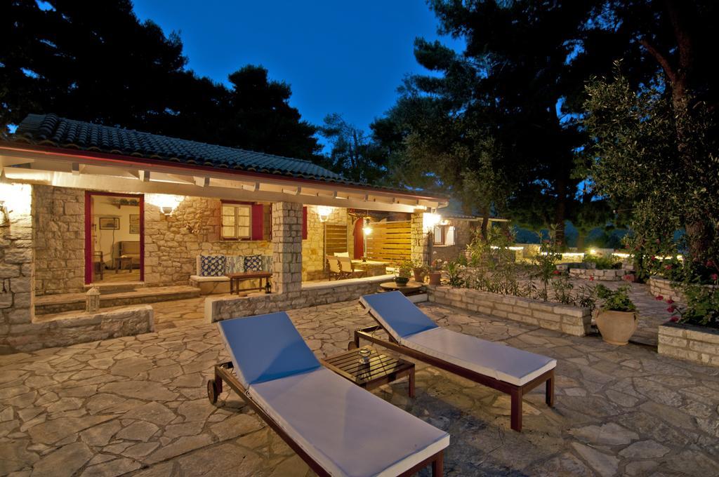 Captain Mike'S Villa II Sívota Exteriér fotografie